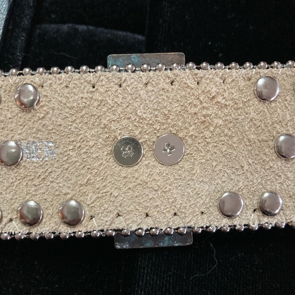 NOCONA Crystal studded turquoise  copperwire wrapped embellishments Size XL - Picture 6 of 16